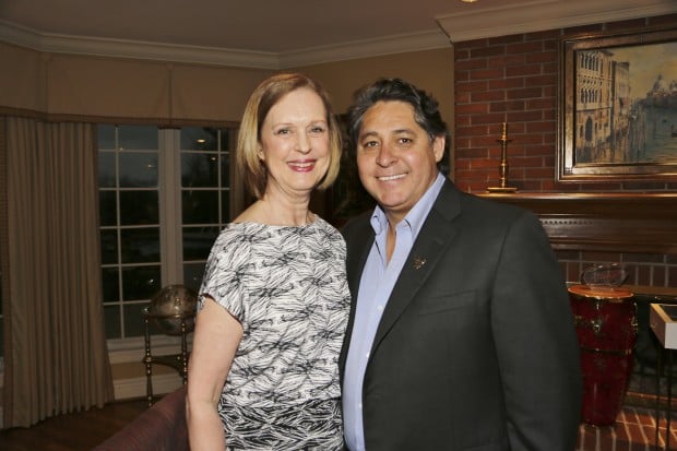 Jan Albus, Lupe Rodriguez